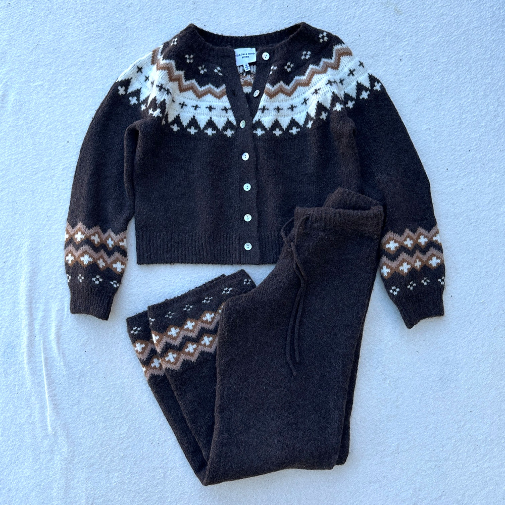 Willow & Wind Fair Isle Cropped Cardigan Sweater & Pants Set Women's Small Brown